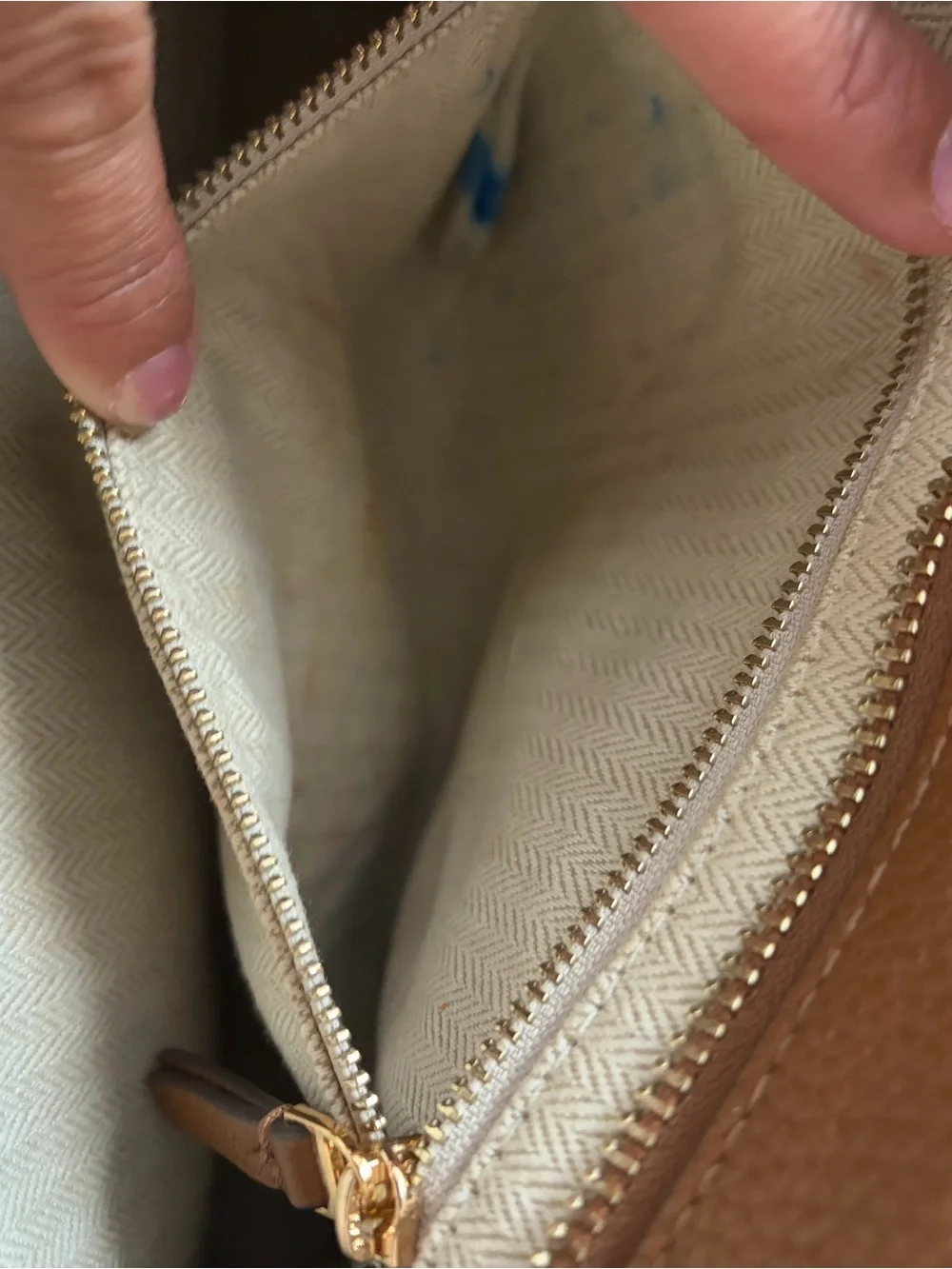 Tory Burch Blake medium brown pebbled leather crossbody purse bag gold